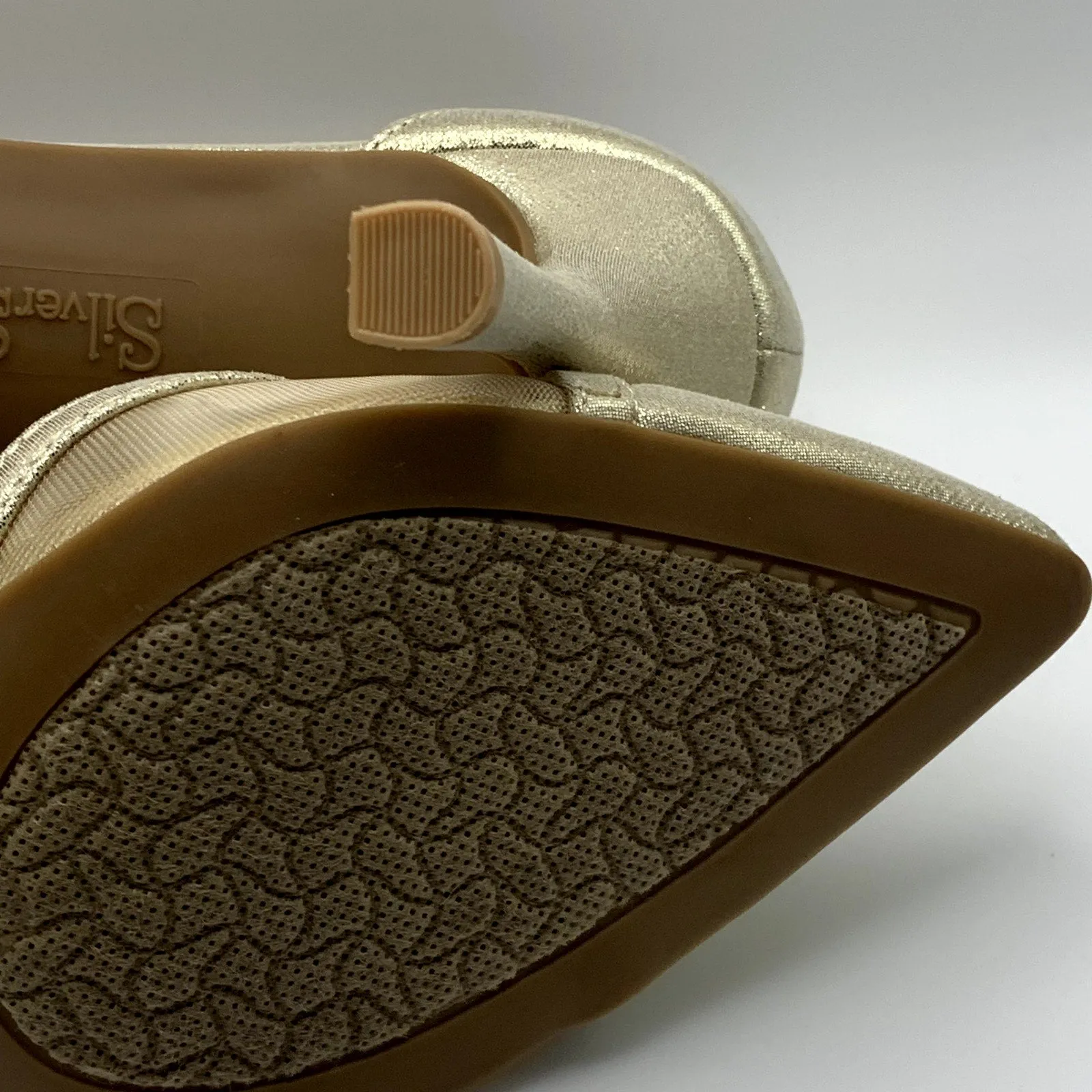 SLILVER SLIPPER Women's Gold Ella Pointed-Toe Ankle-Strap Rhinestone Heels SZ8.5