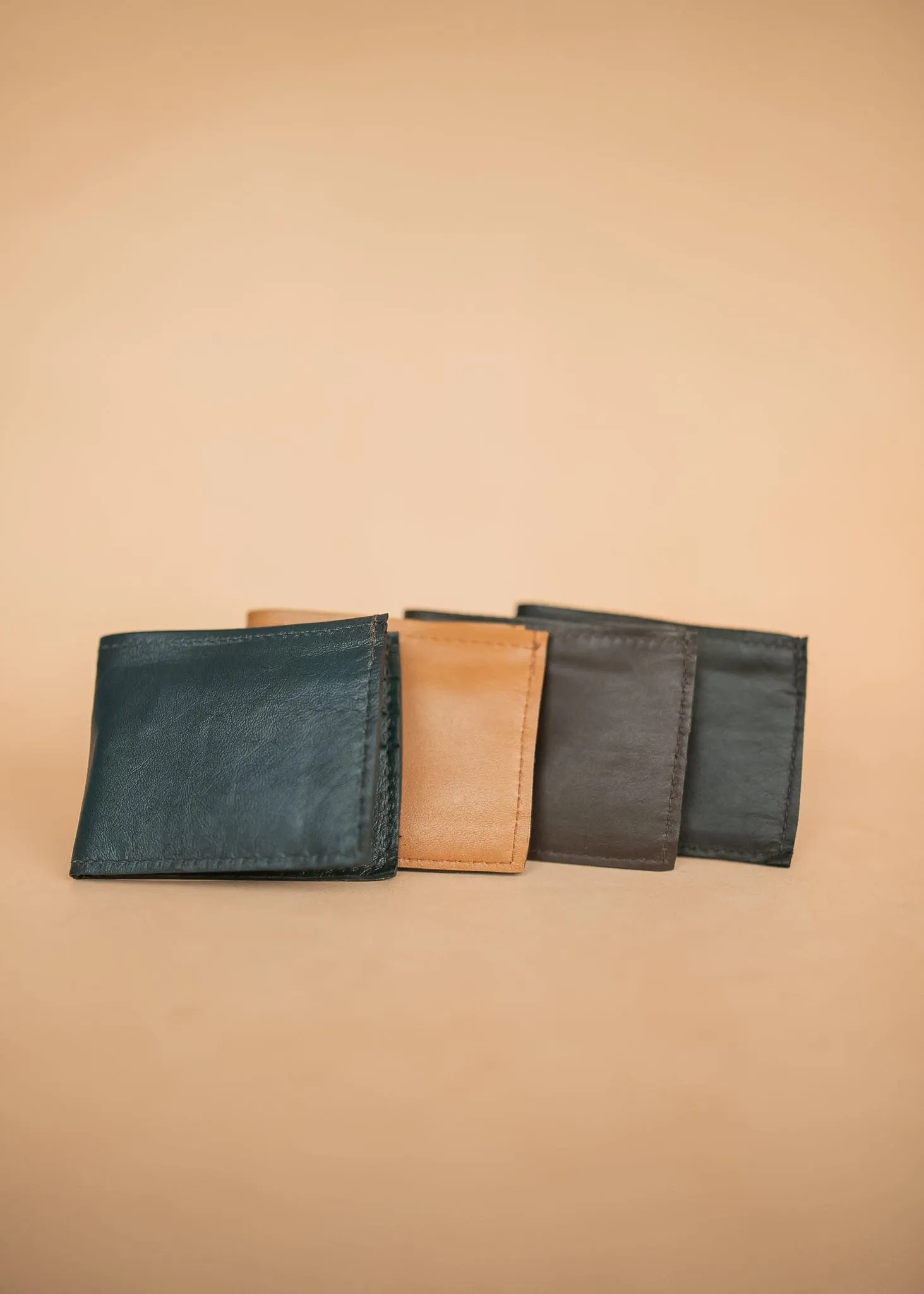 Small Bifold Wallet with Window - Kangaroo