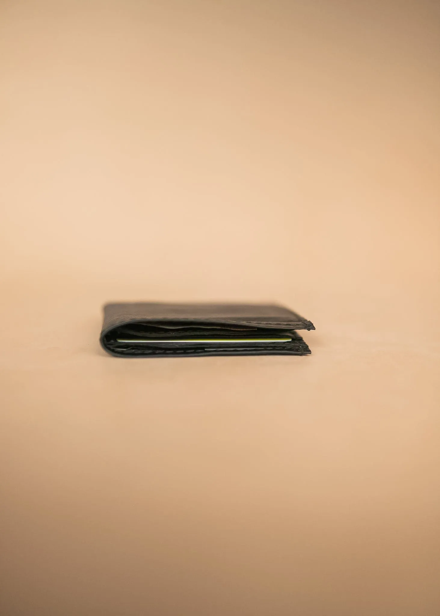 Small Bifold Wallet with Window - Kangaroo