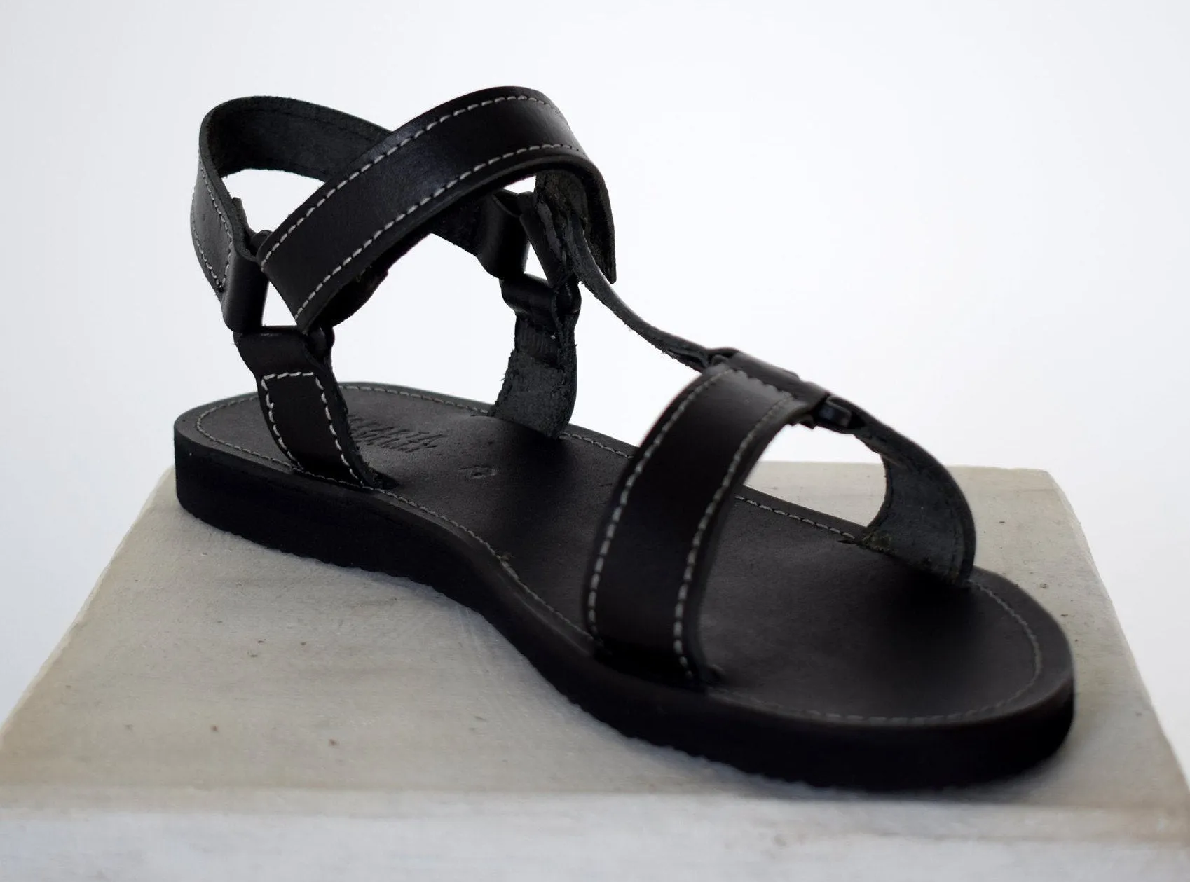 Sports Leather sandals for Men, Summer men shoes, Men flats.