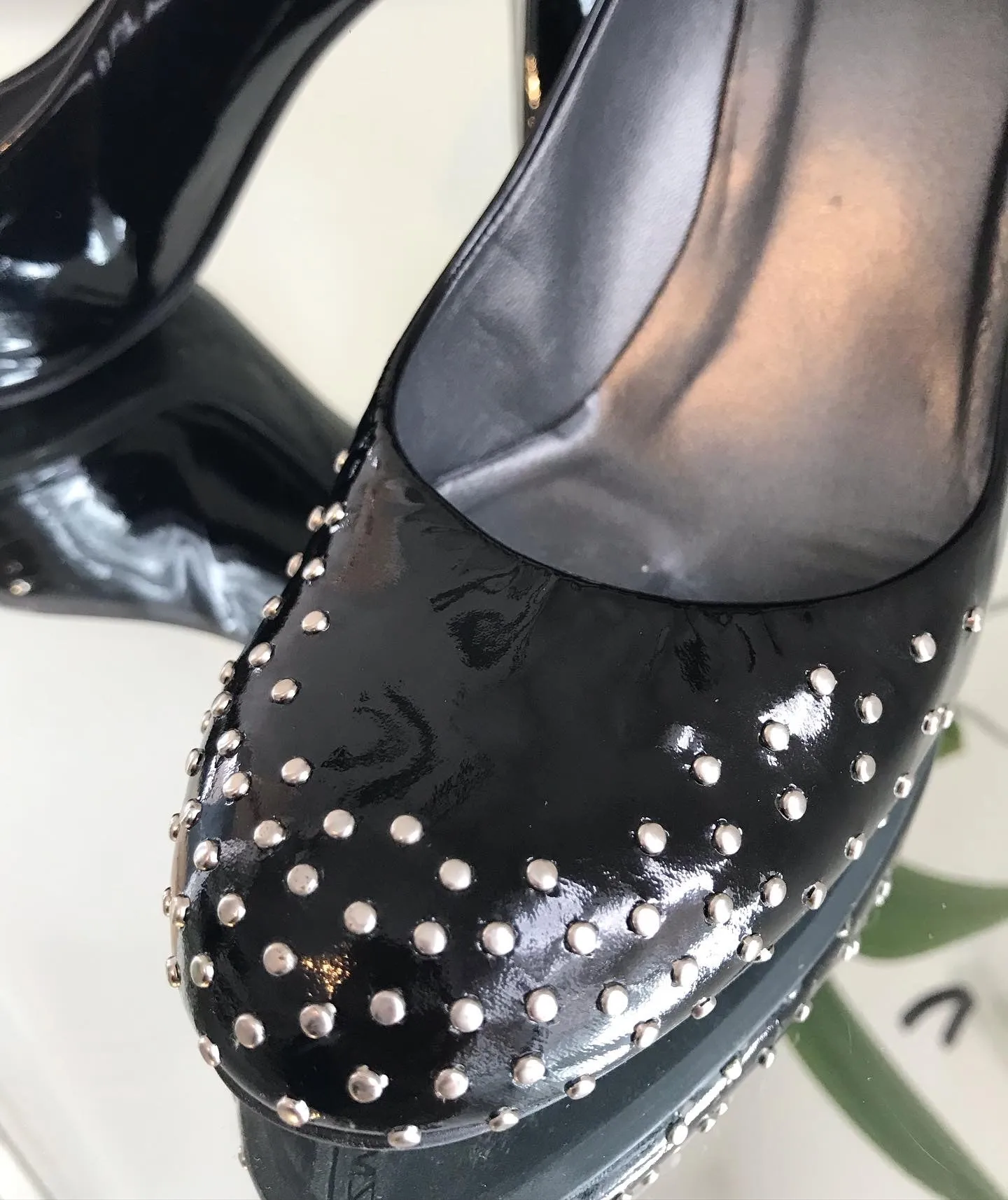 STUART WEITZMAN Black Patent Leather Studded Pumps