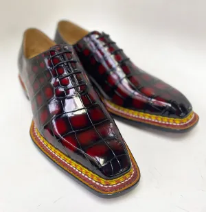 Style: Ghost-Burgundy