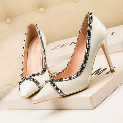 Tillbuy Begonia Rivets Pumps