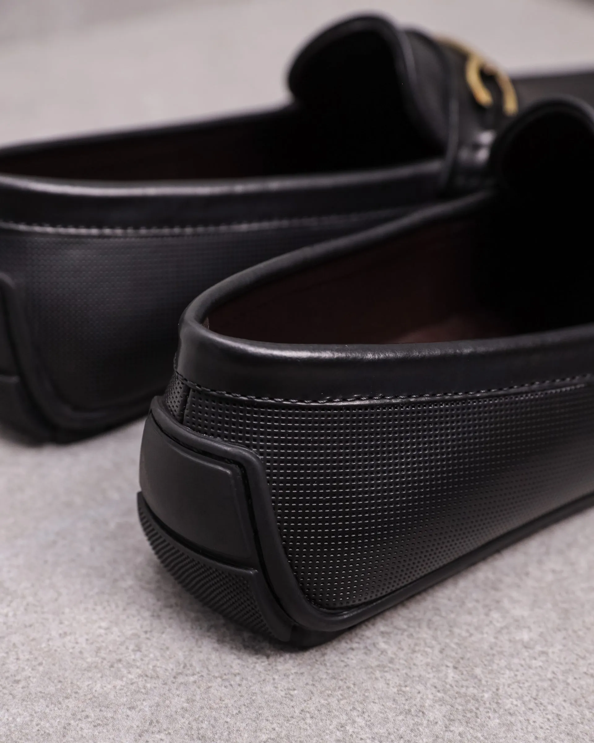 Tomaz C376 Men's Buckle Moccasins