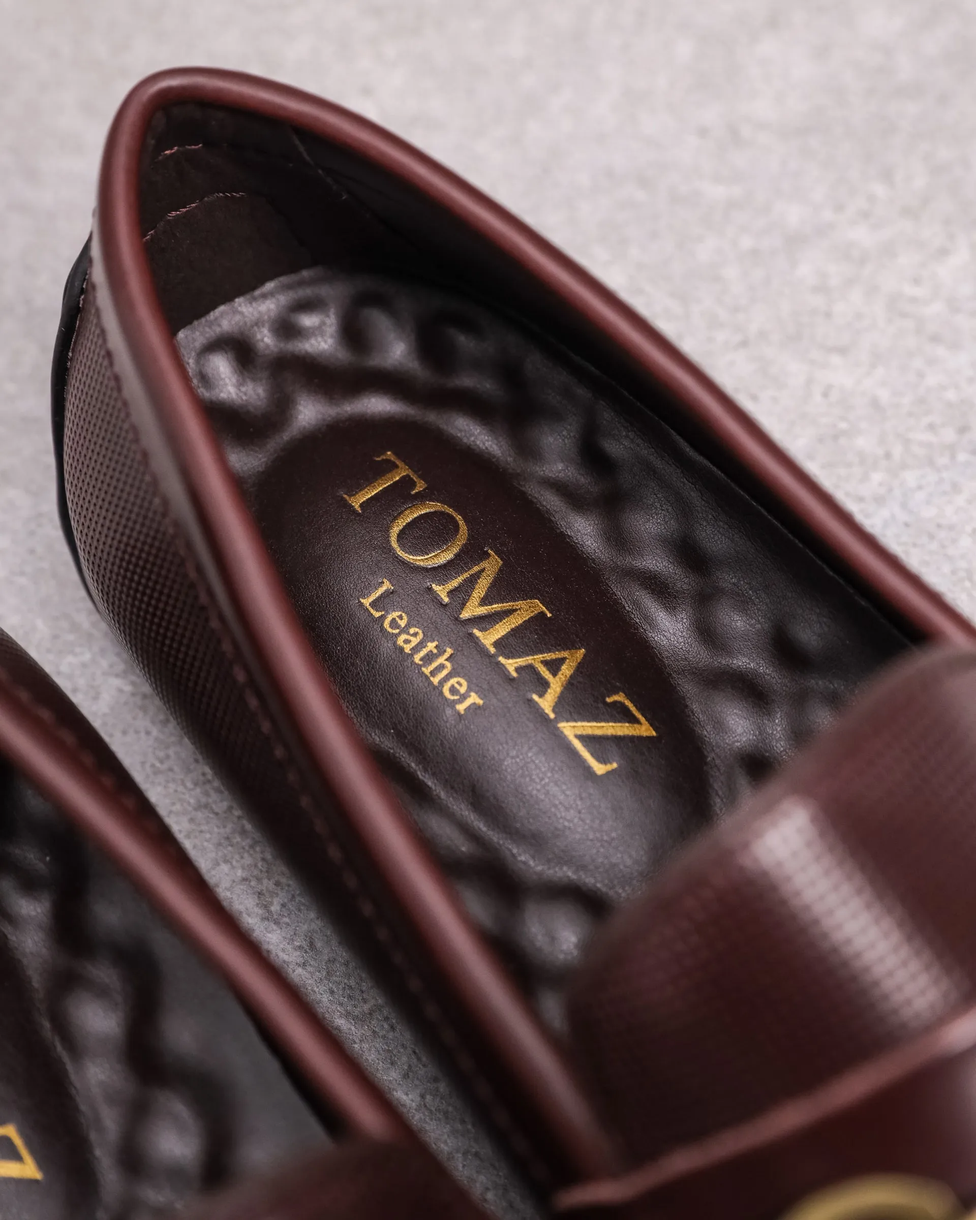 Tomaz C376 Men's Buckle Moccasins