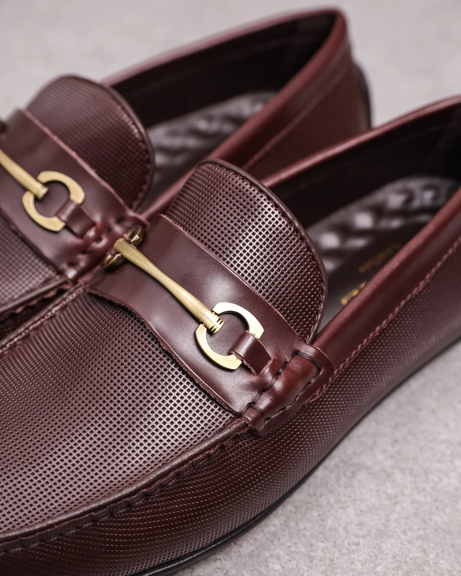 Tomaz C376 Men's Buckle Moccasins