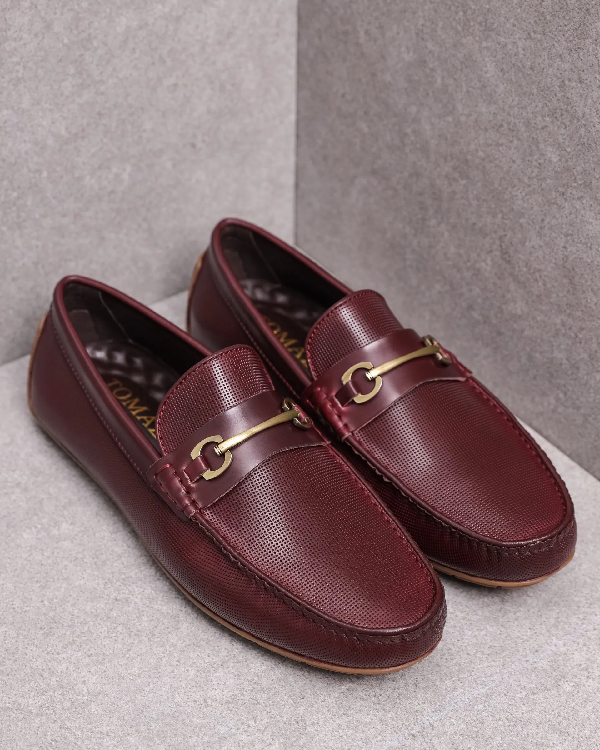 Tomaz C376 Men's Buckle Moccasins