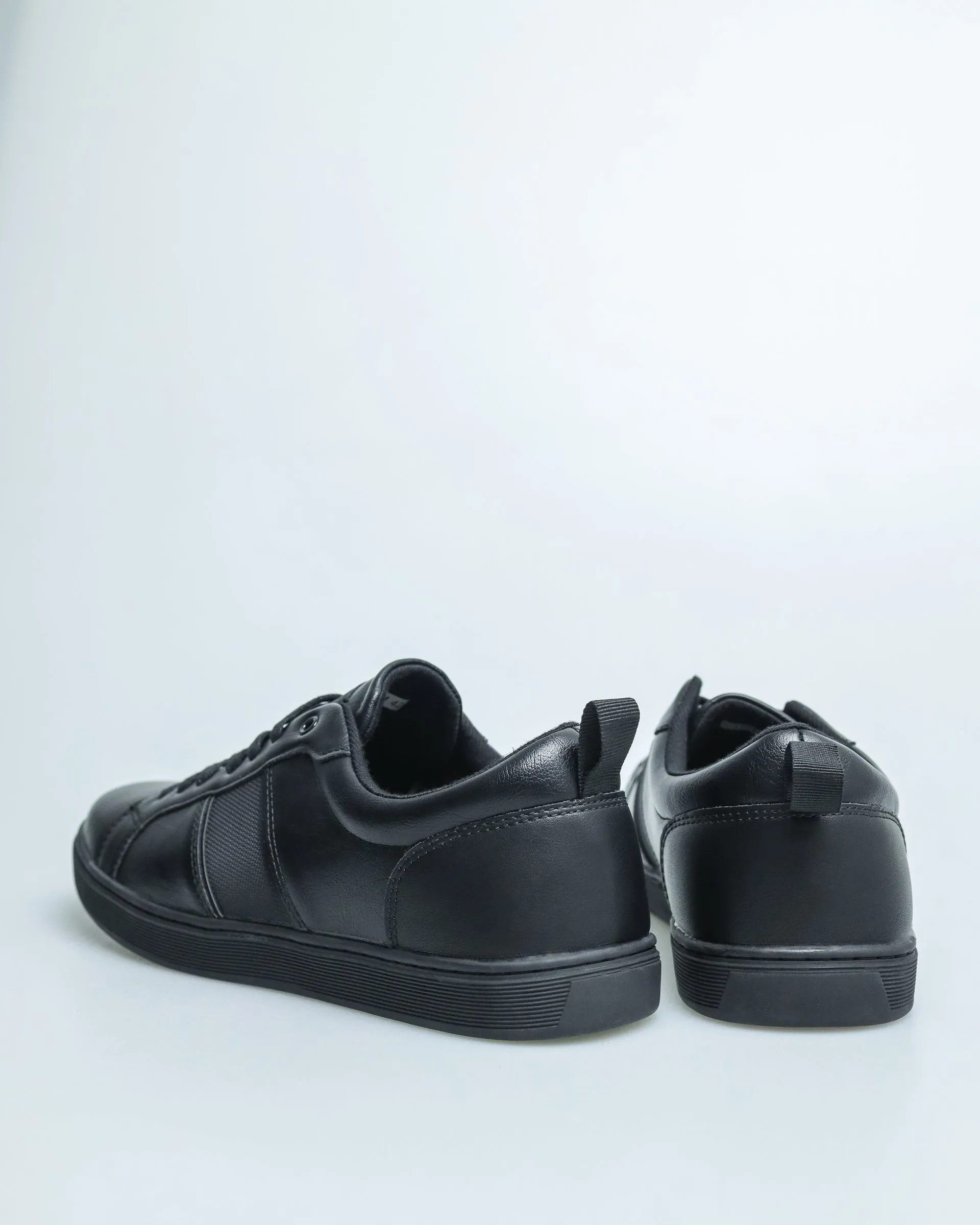 Tomaz C498M Men's Court Sneakers