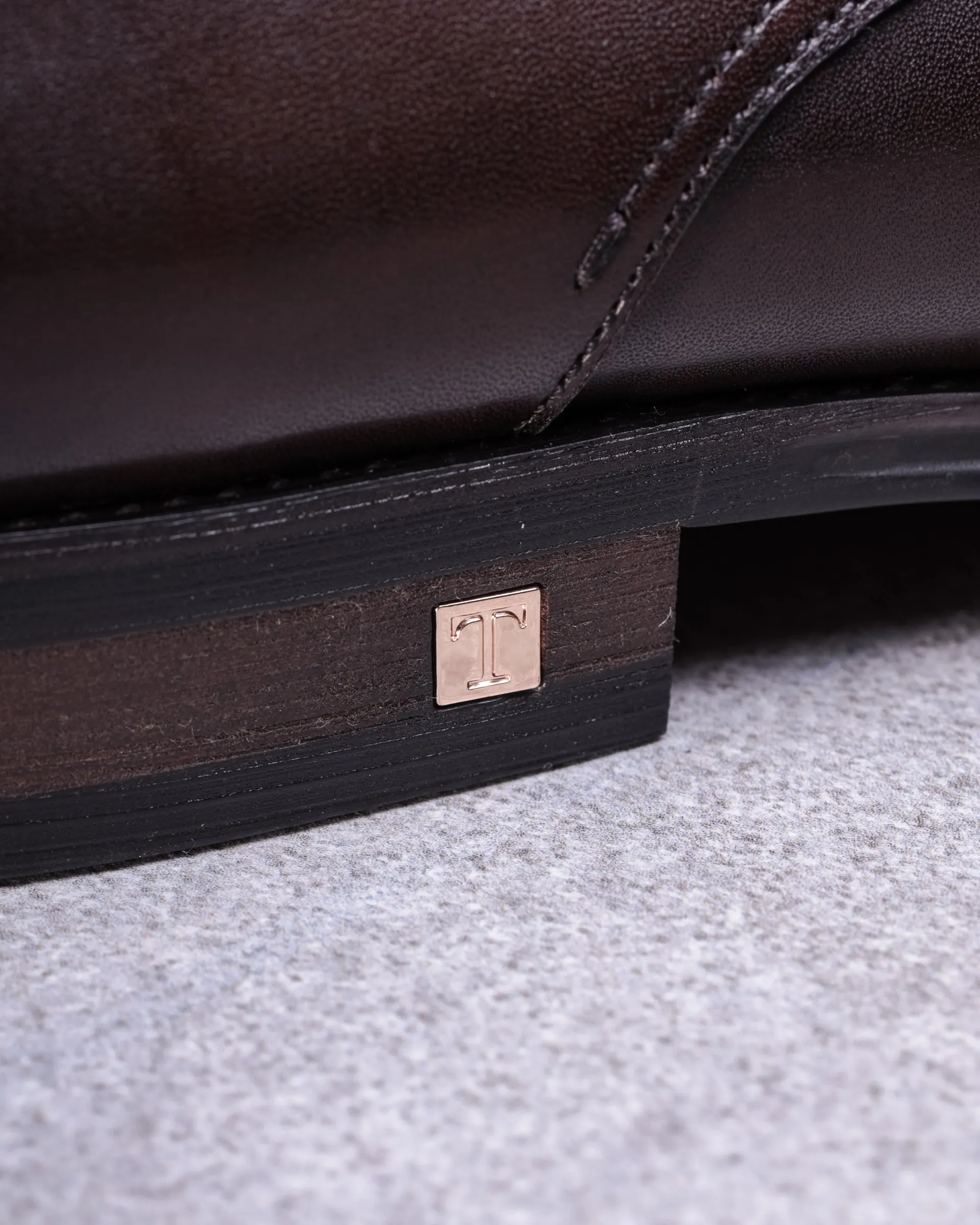Tomaz F305 Men's Medallion Toe Derby
