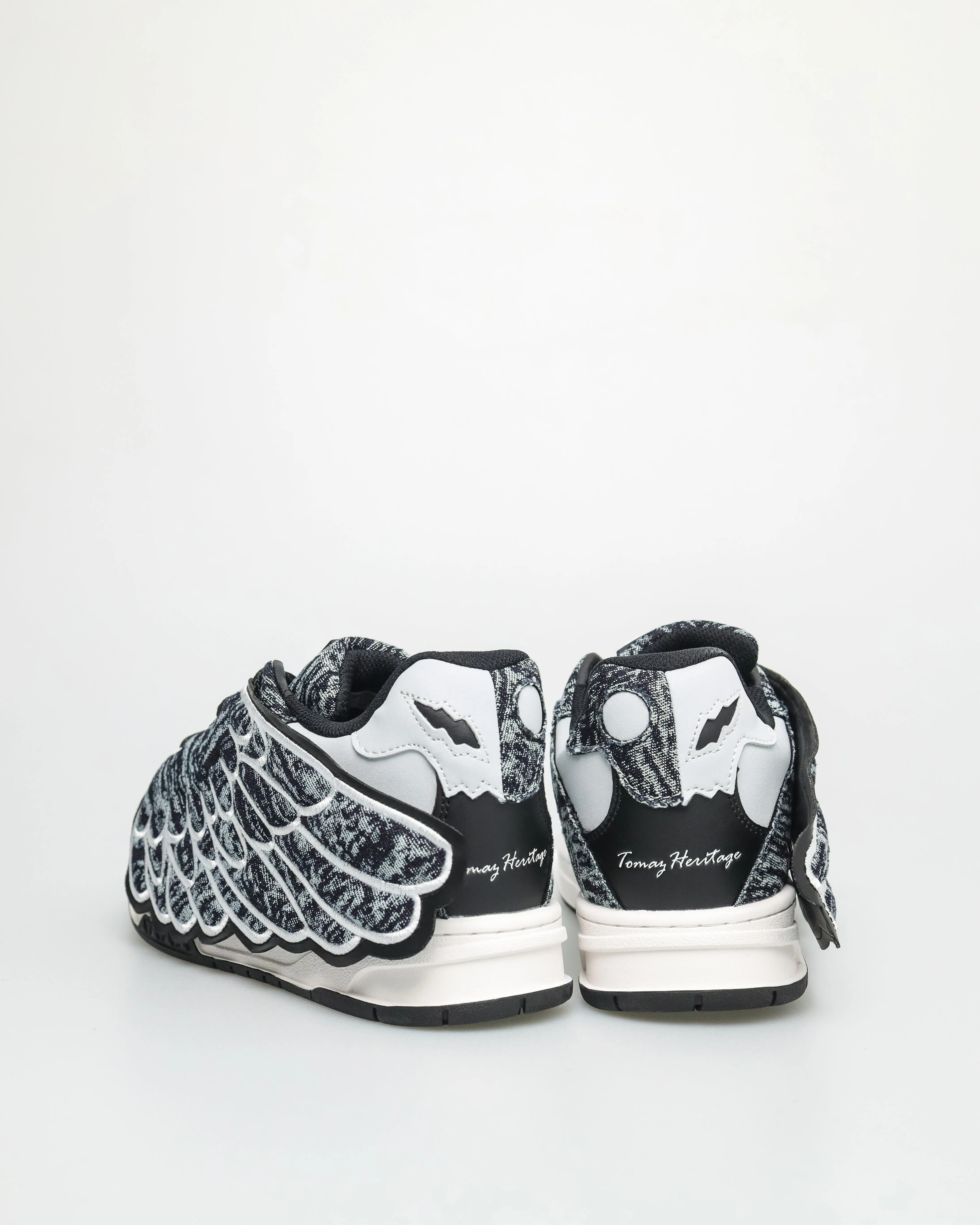 Tomaz TBB026M Men's WingStrike Sneakers