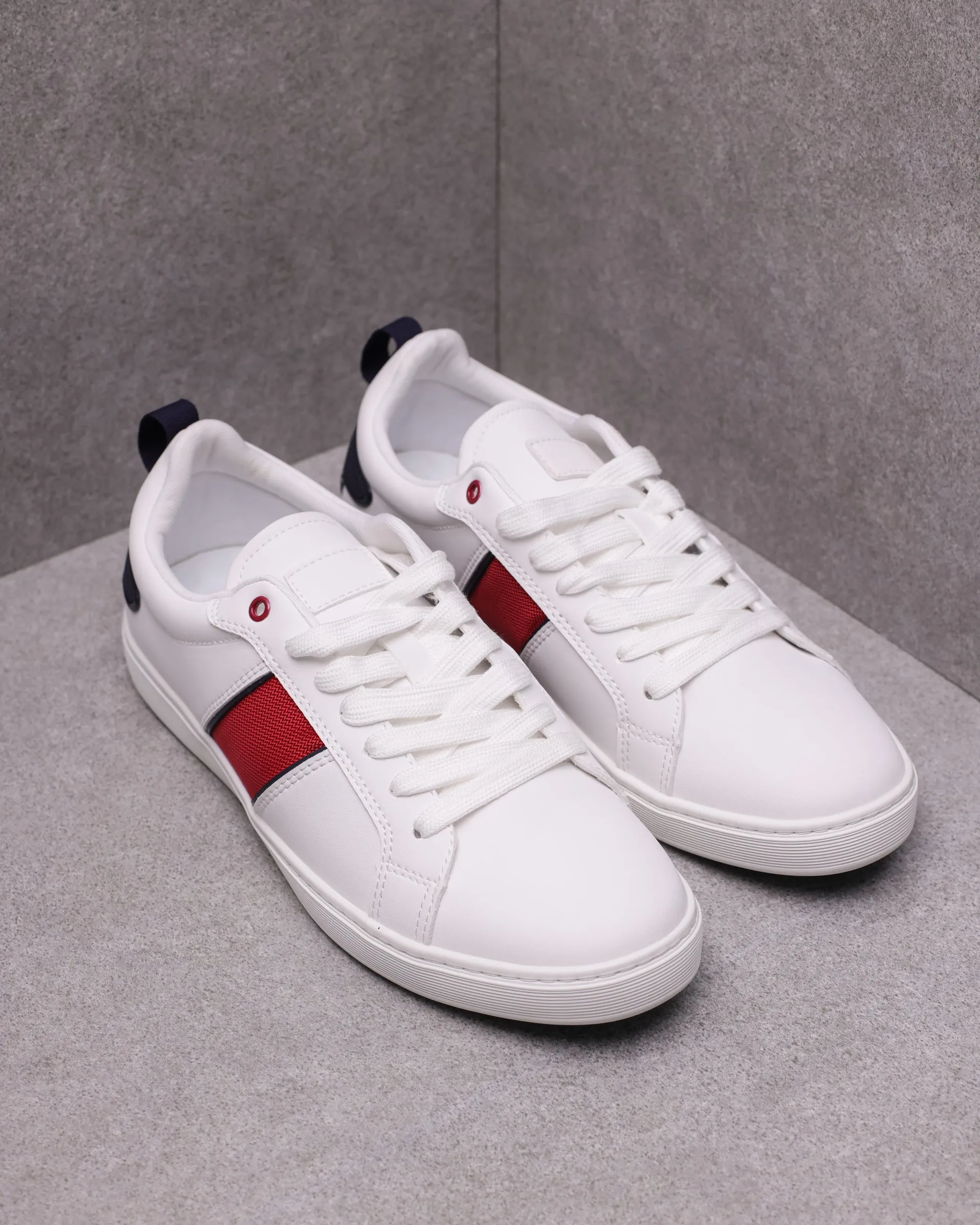 Tomaz TR800M Men's Court Sneakers