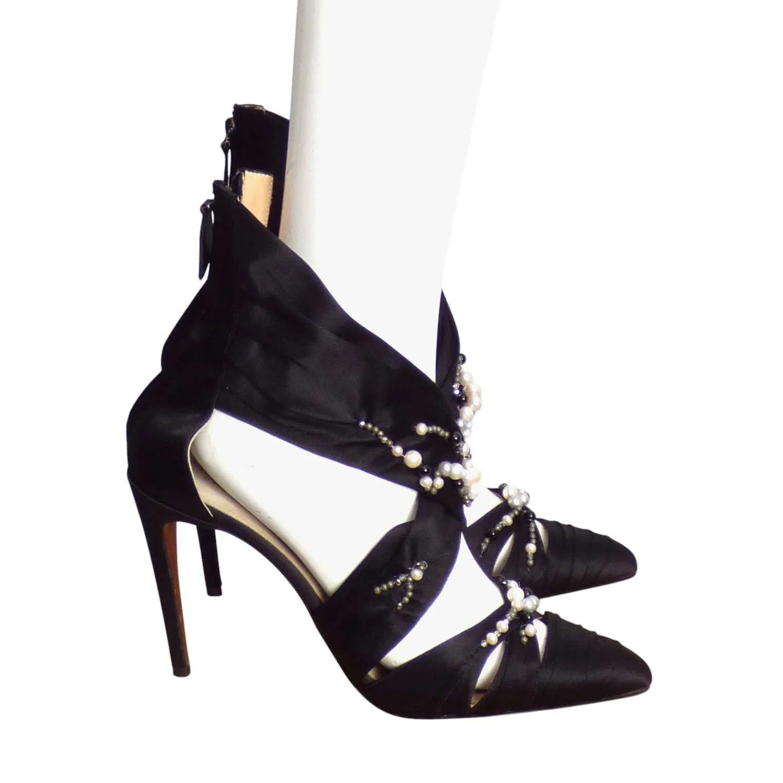 VALENTINA CARRANO- 2015 Black Beaded Theodora Silk Pumps, Size 40