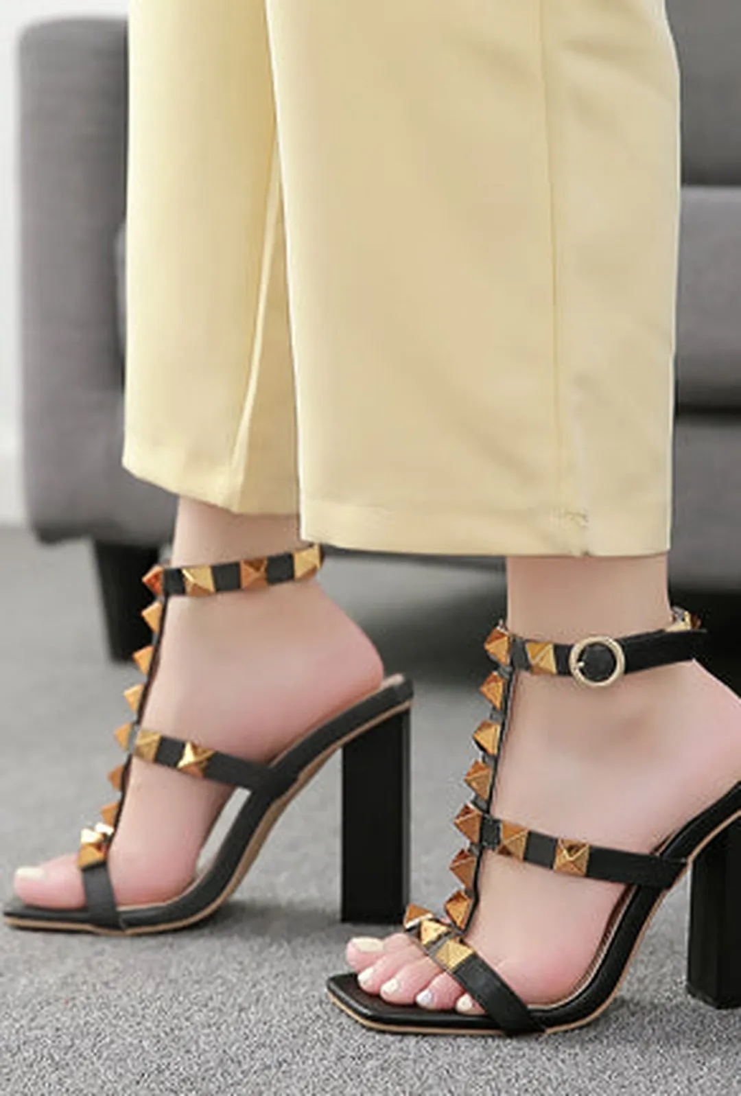VANNI- STUDROCK BLOCK HEEL SANDALS