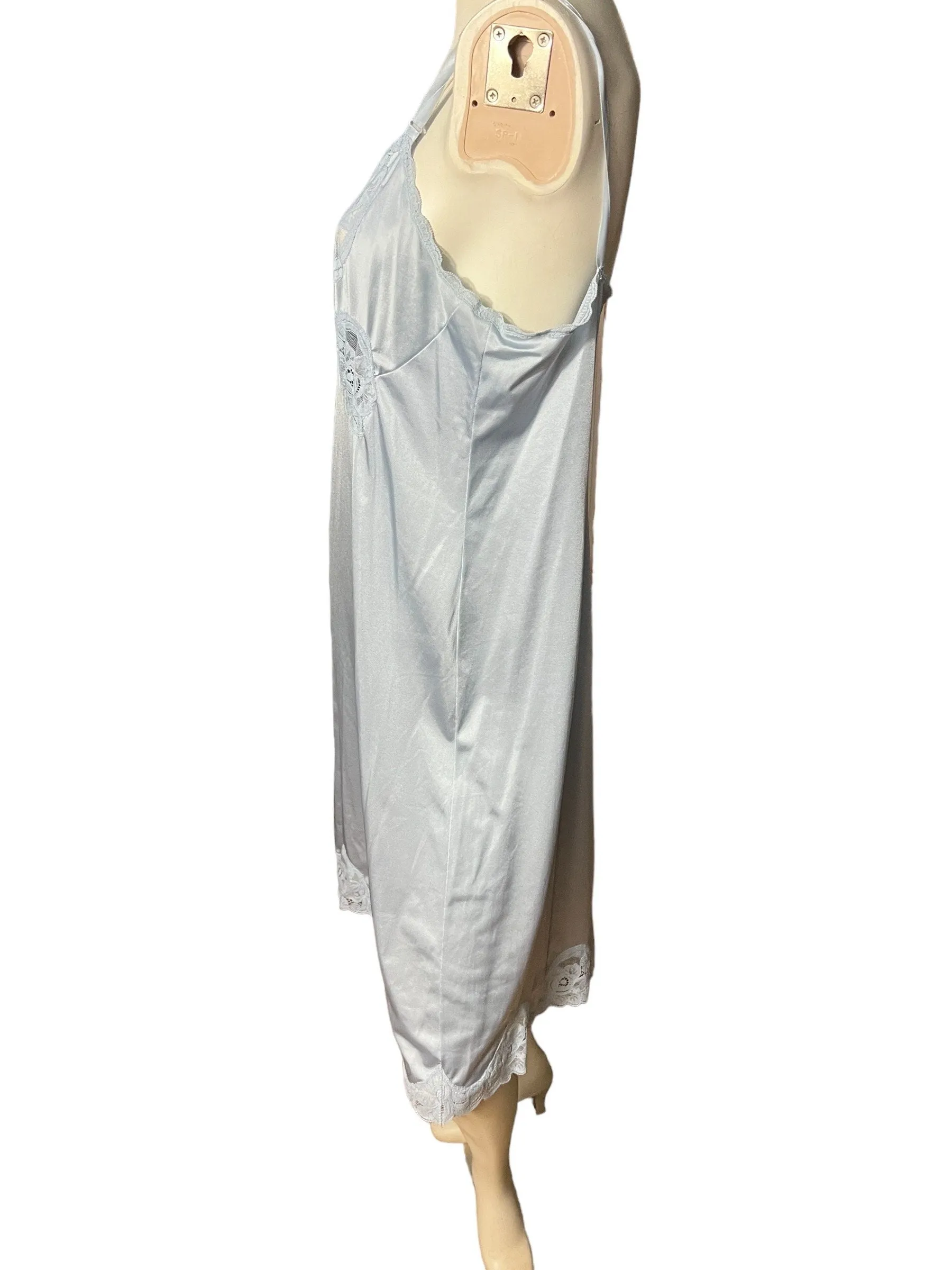 Vintage blue slip lingerie 38 L Vanity Fair