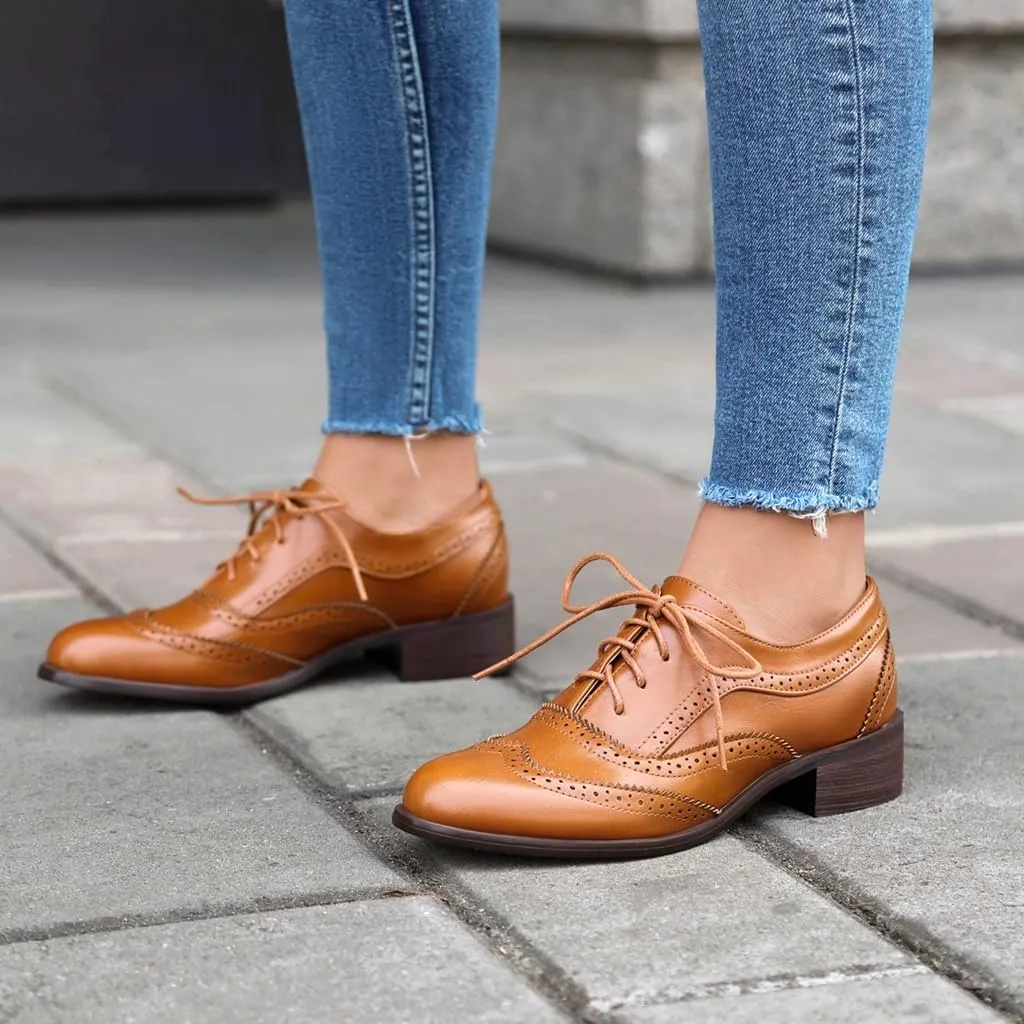 Women's Flat Saddle Oxford Shoes Round Toe Wingtip Lace Up Low Heel Perforated School Uniform Oxfords Brogues