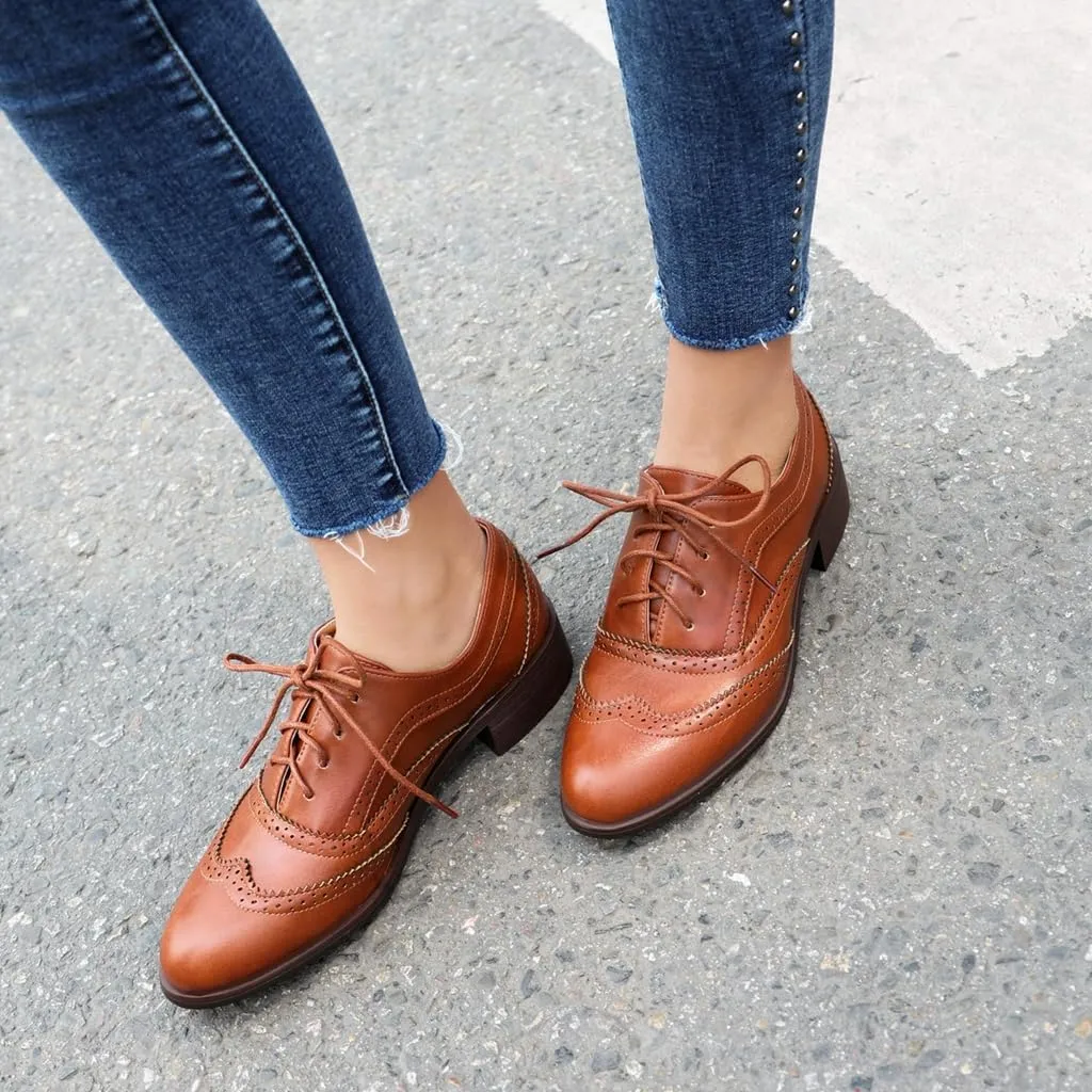 Women's Flat Saddle Oxford Shoes Round Toe Wingtip Lace Up Low Heel Perforated School Uniform Oxfords Brogues