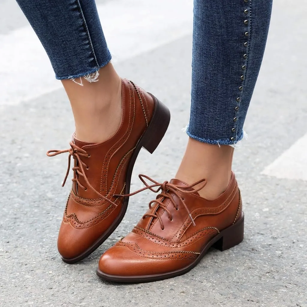 Women's Flat Saddle Oxford Shoes Round Toe Wingtip Lace Up Low Heel Perforated School Uniform Oxfords Brogues