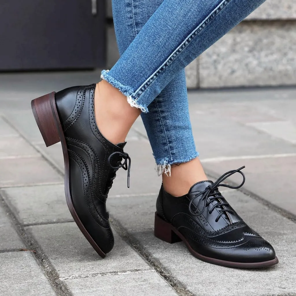 Women's Flat Saddle Oxford Shoes Two Toned Wingtip Perforated Lace Up Low Heel School Uniform Oxfords Brogues