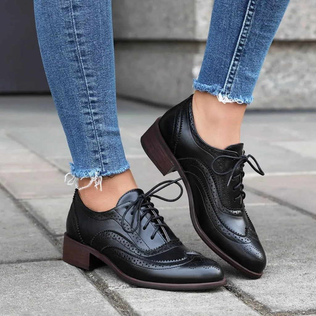 Women's Flat Saddle Oxford Shoes Two Toned Wingtip Perforated Lace Up Low Heel School Uniform Oxfords Brogues