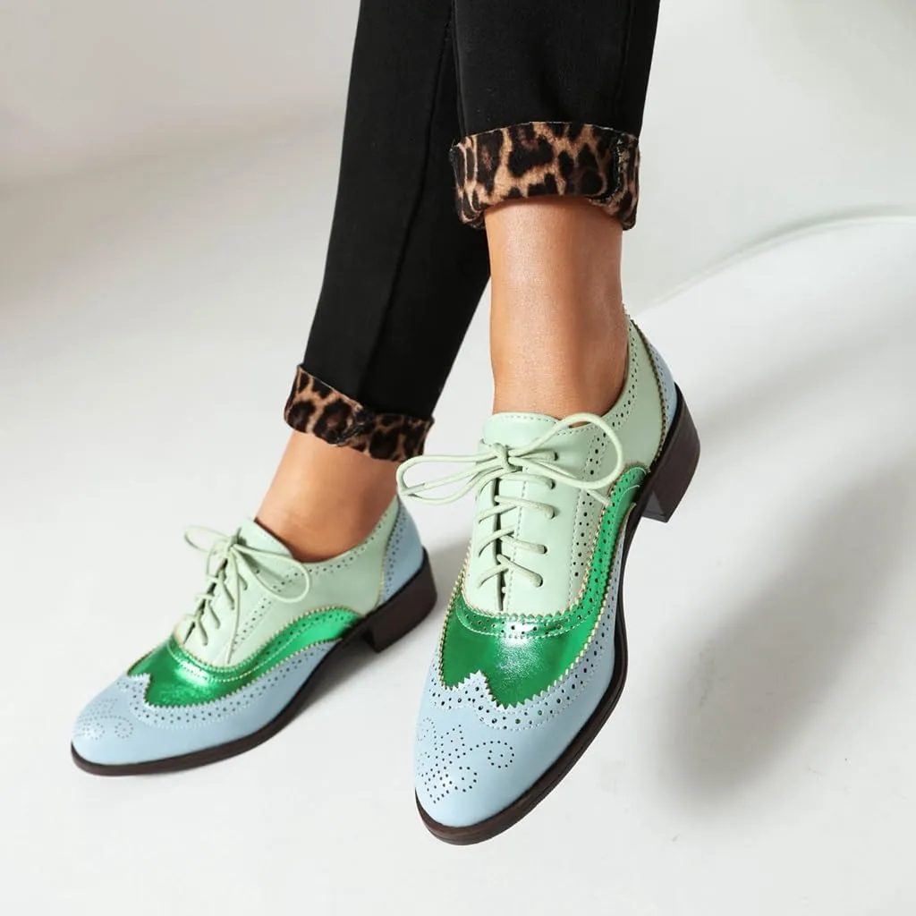 Women's Flat Saddle Oxford Shoes Two Toned Wingtip Perforated Lace Up Low Heel School Uniform Oxfords Brogues