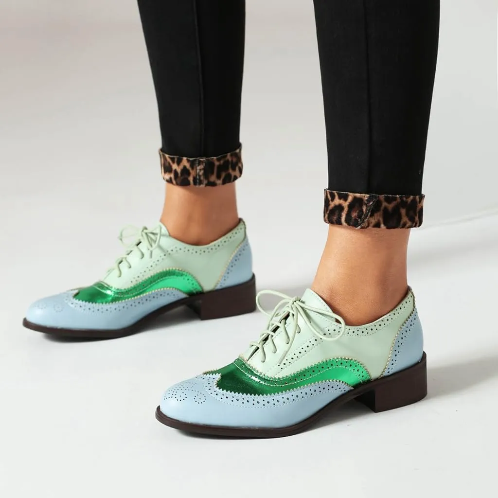 Women's Flat Saddle Oxford Shoes Two Toned Wingtip Perforated Lace Up Low Heel School Uniform Oxfords Brogues