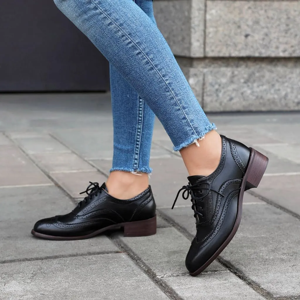 Women's Flat Saddle Oxford Shoes Two Toned Wingtip Perforated Lace Up Low Heel School Uniform Oxfords Brogues