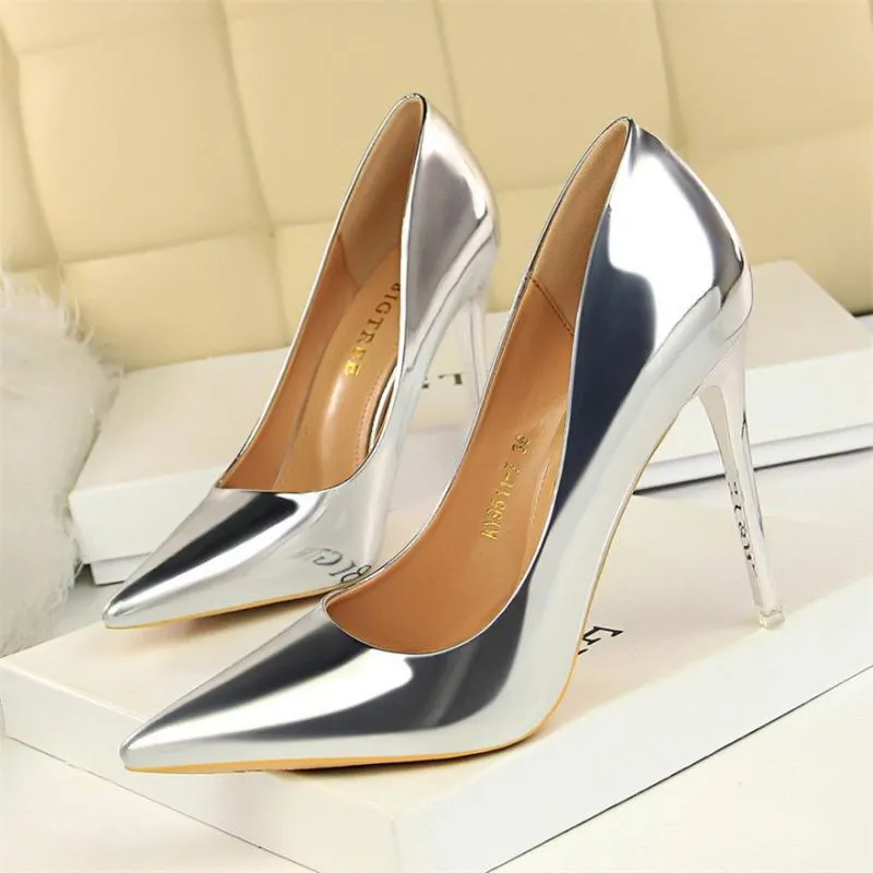Women's Patent Leather Pumps