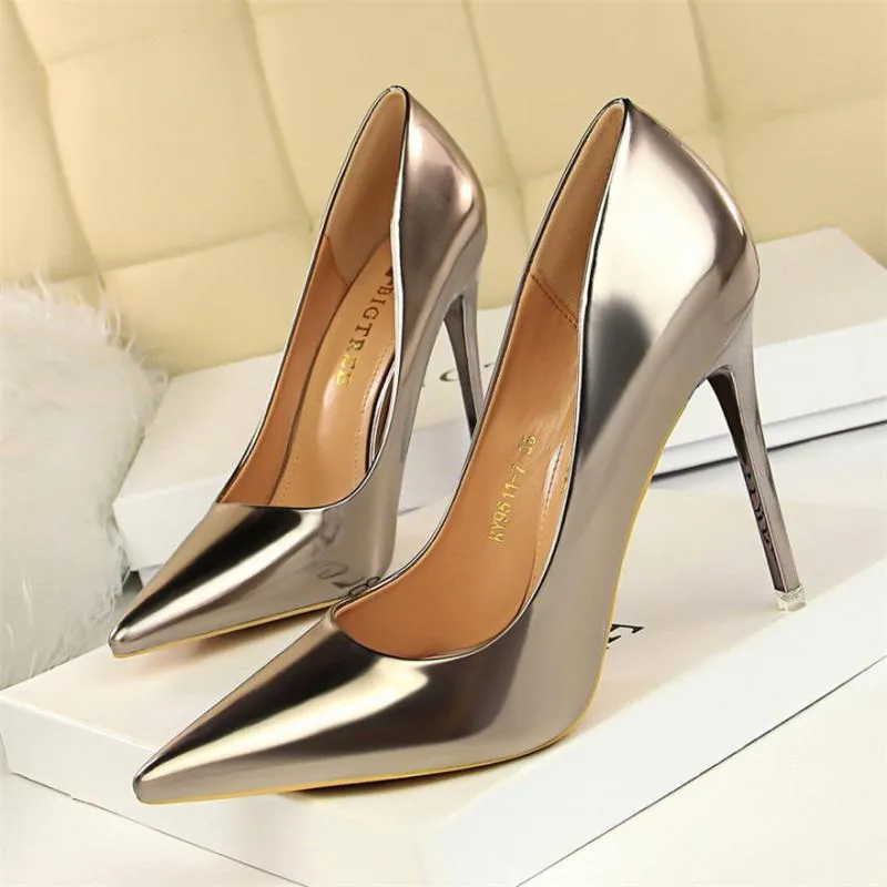 Women's Patent Leather Pumps