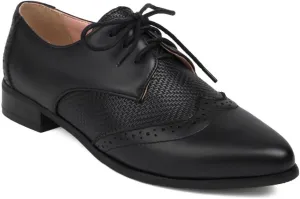 Women's Pointed Toe Flat Saddle Oxford Shoes Lace Up Low Heel Perforated School Uniform Vintage Oxfords Brogues