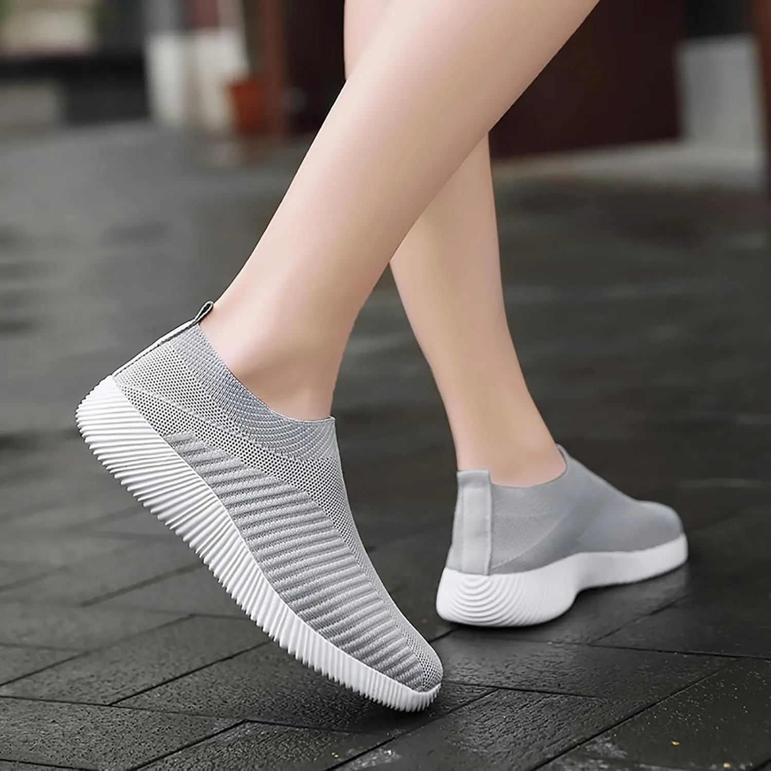 Women's Slip on Walking Loafer Shoes Knit Mesh Lightweight Comfort Slip on Breathable Sneakers