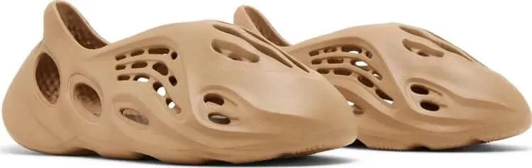 Yeezy Foam Runner 'Clay Taupe'