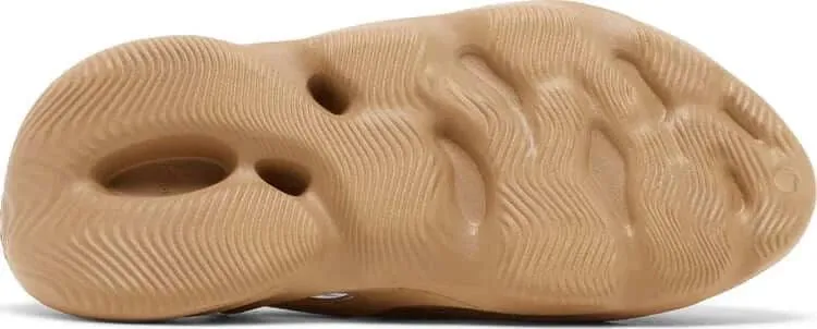 Yeezy Foam Runner 'Clay Taupe'