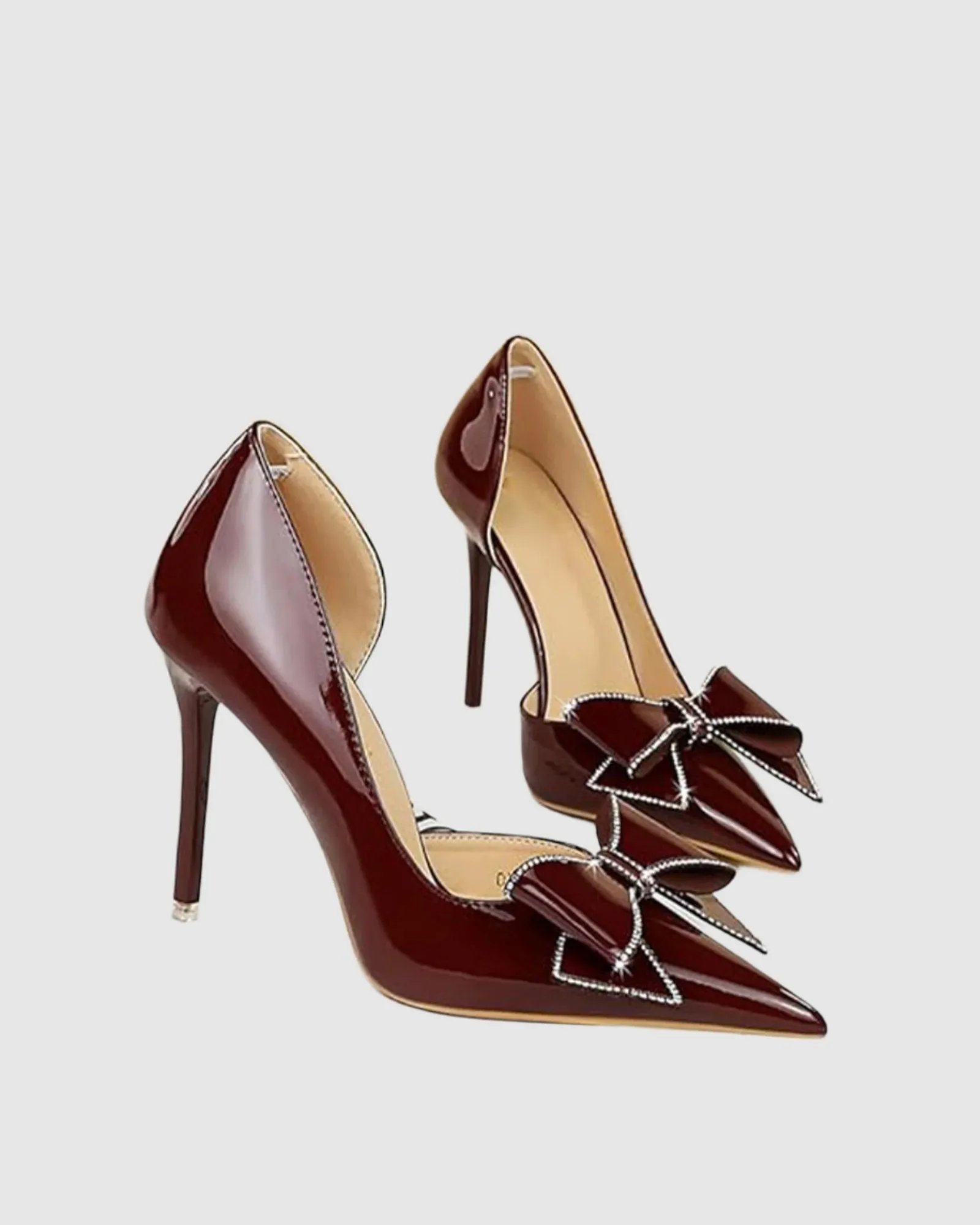 Zamora Rhinestone Bow Patent Leather Pumps In Wine